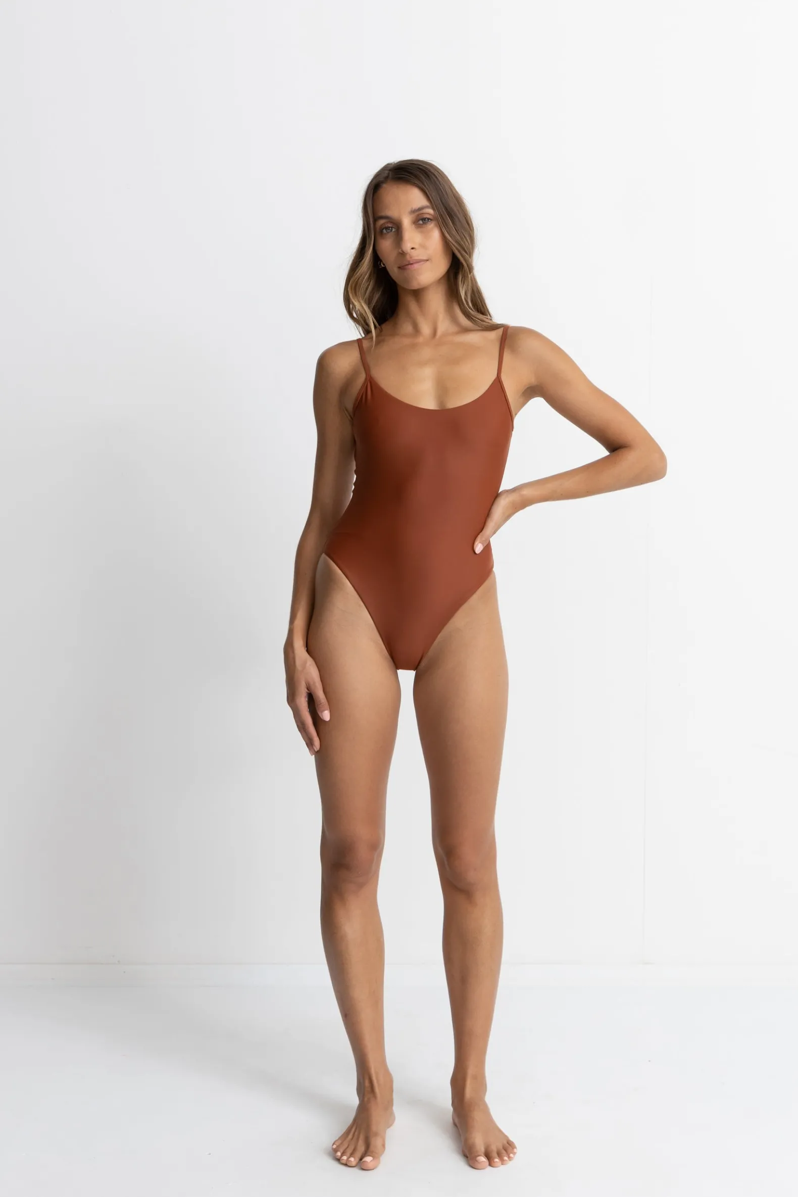 Classic Minimal One Piece Rust