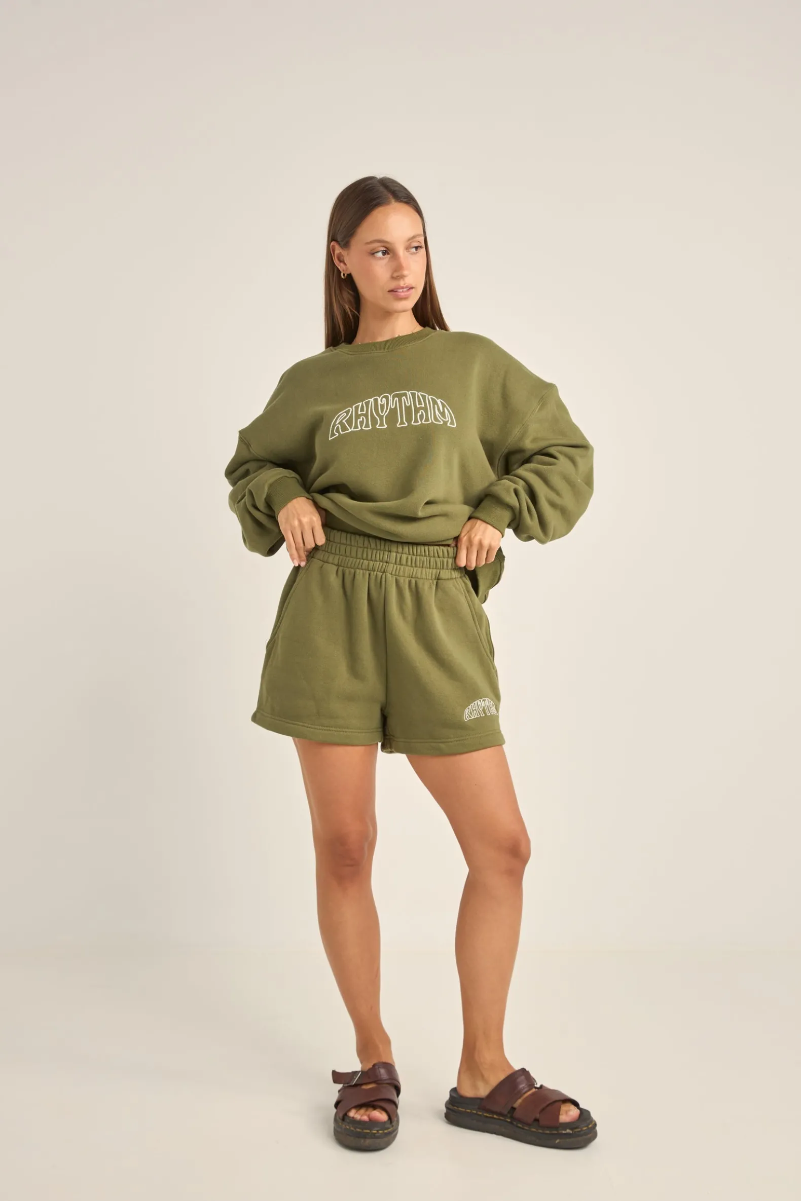 College Fleece Short Olive