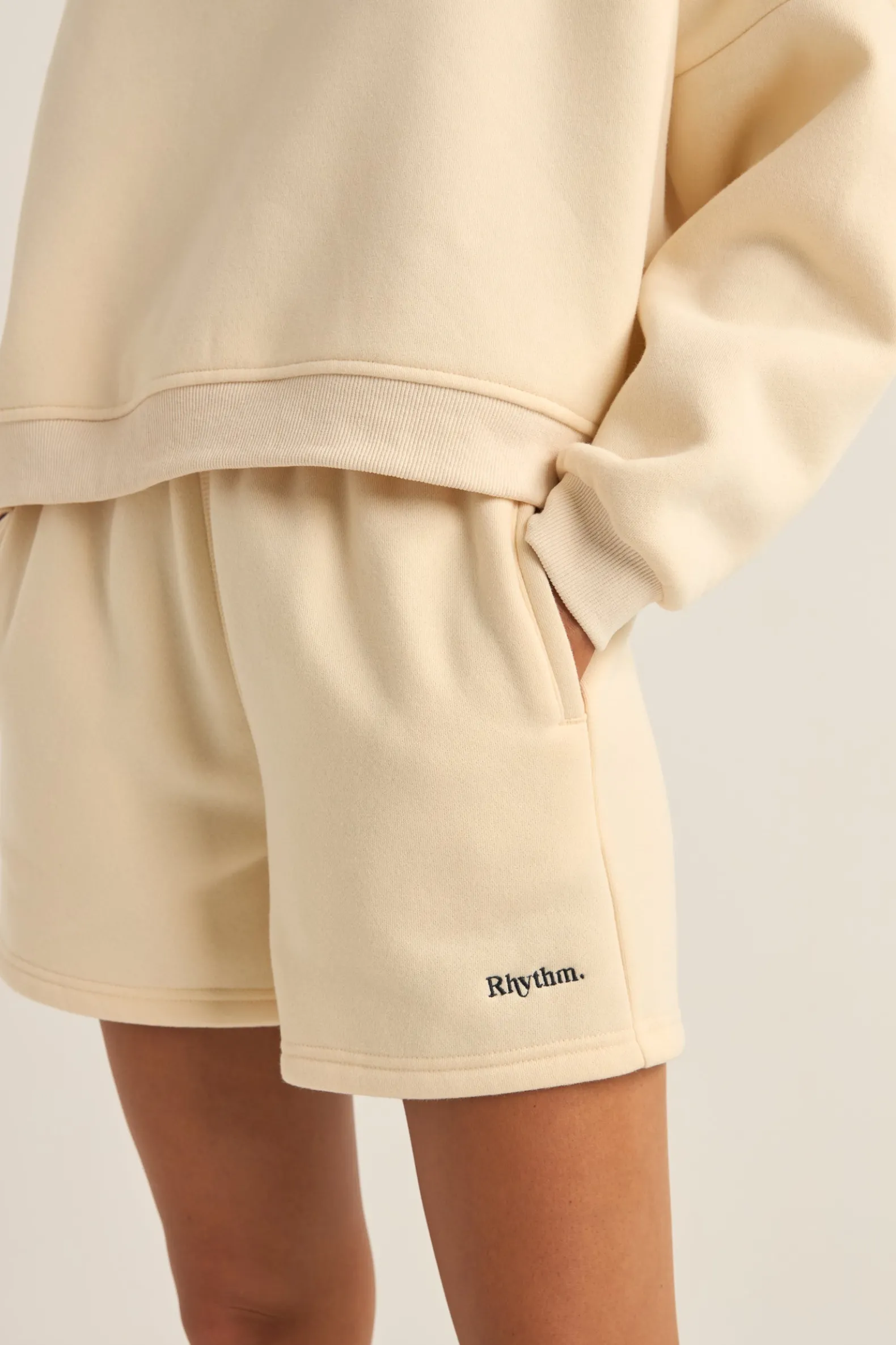 Logo Fleece Shorts Oatmeal