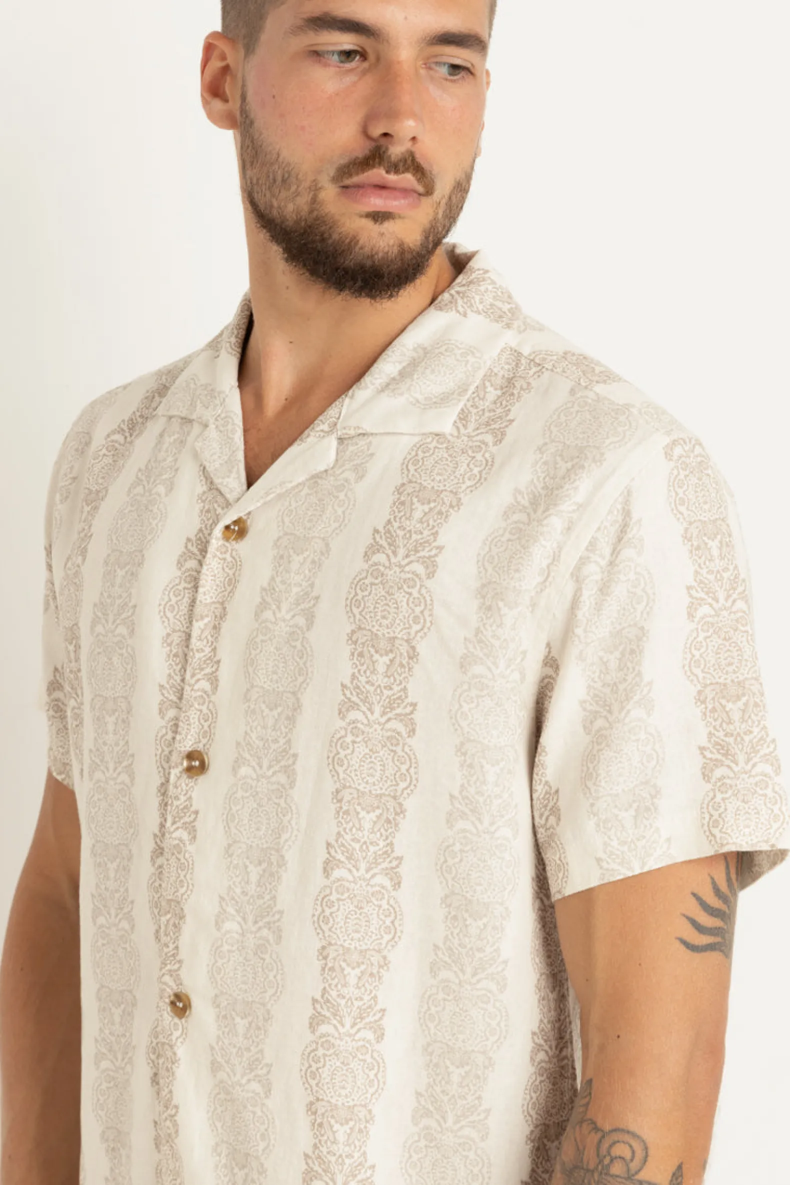 Pineapple Stripe Ss Shirt Sand