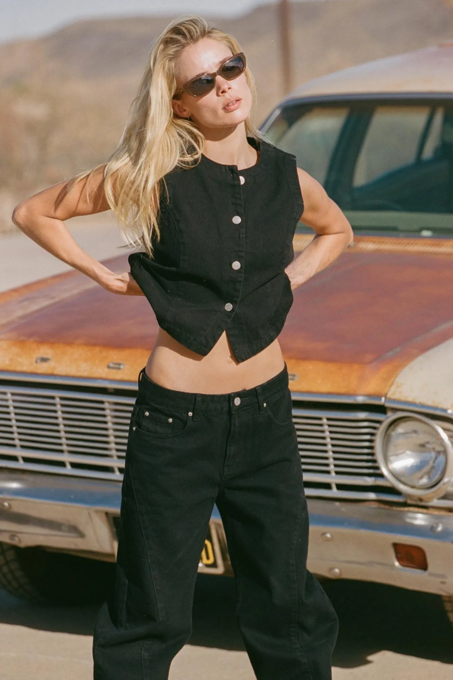 Riley Denim Vest Vintage Black